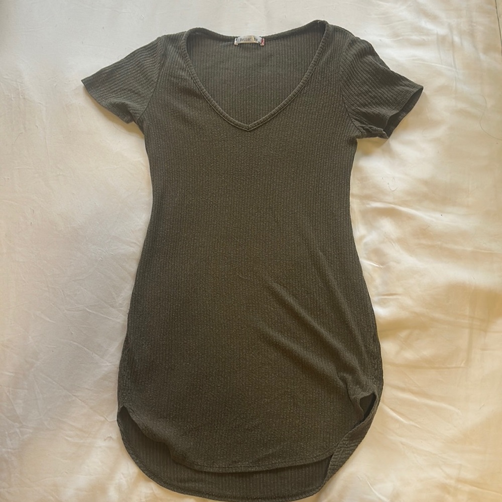 Green casual mini dress